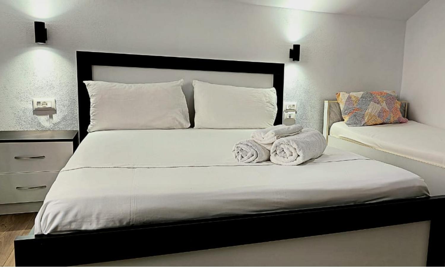 Guest House Pogradeci Экстерьер фото