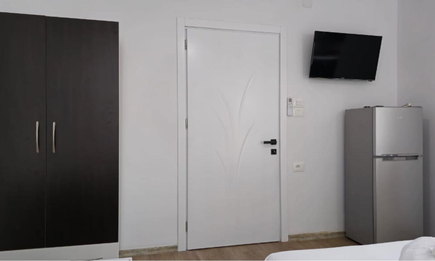 Guest House Pogradeci Экстерьер фото