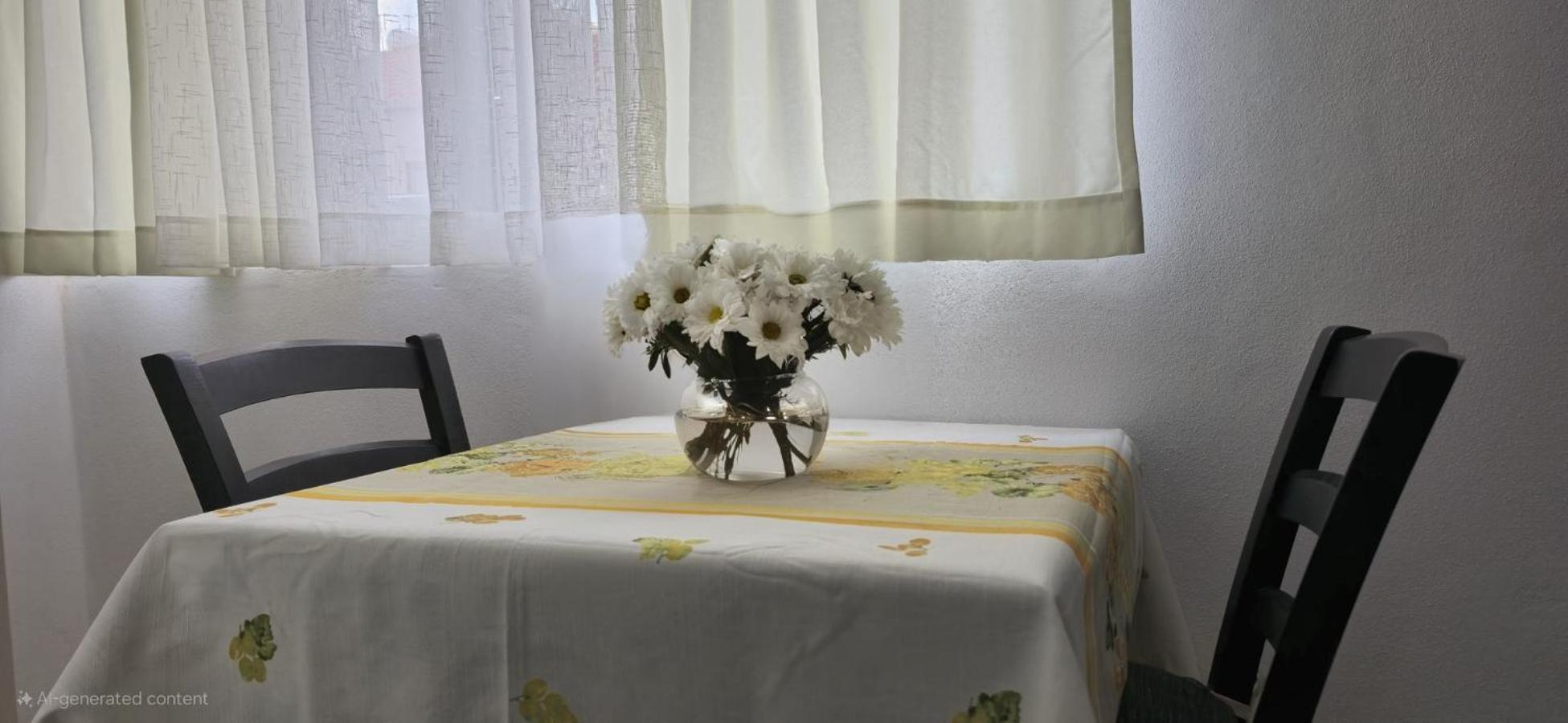 Guest House Pogradeci Экстерьер фото